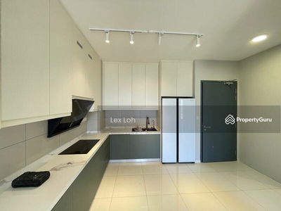 Emerald 9, Malaysia Emerald 9, Malaysia