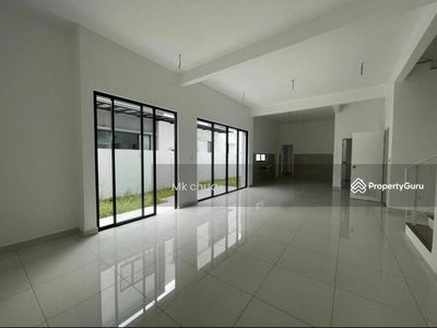 Jovita, Malaysia Jovita, Malaysia