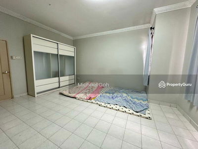 Jalan Cendrawasih@Bandar Putra, Malaysia Jalan Cendrawasih@Bandar Putra, Malaysia