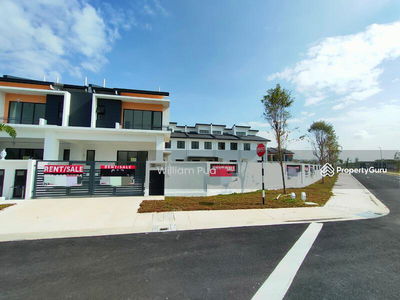 Robin @ Rimbayu, Malaysia Robin @ Rimbayu, Malaysia