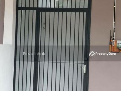 Mayang Sari @ Saujana Perdana, Malaysia Mayang Sari @ Saujana Perdana, Malaysia