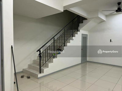 Mayang Sari @ Saujana Perdana, Malaysia Mayang Sari @ Saujana Perdana, Malaysia