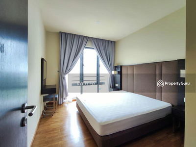 Molek Pine, Malaysia Molek Pine, Malaysia