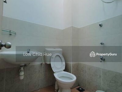 Bukit indah 双市排楼, Malaysia Bukit indah 双市排楼, Malaysia