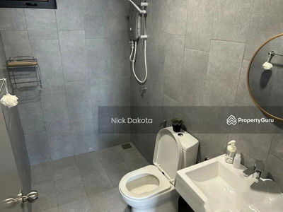 M Vertica, Malaysia M Vertica, Malaysia