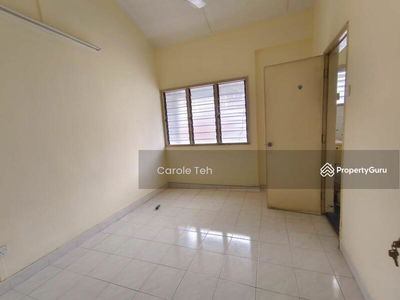 Ough, Malaysia Ough, Malaysia