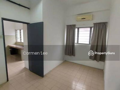 Jalan 17/21B, Seksyen 17, Petaling Jaya, 46400 Selangor, Malaysia Jalan 17/21B, Seksyen 17, Petaling Jaya, 46400 Selangor, Malaysia