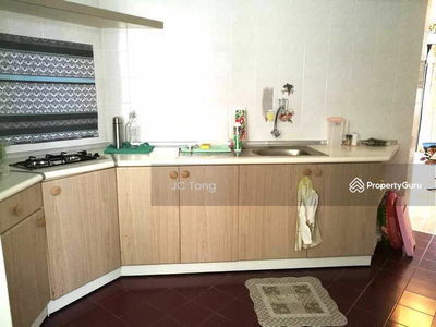 Marina Tower (Ratu Mutiara), Malaysia Marina Tower (Ratu Mutiara), Malaysia