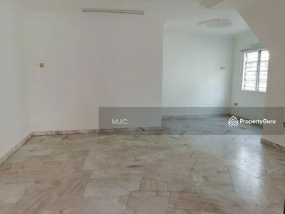 End Lot 2 storey house @ Taman Saga , Klang, Malaysia End Lot 2 storey house @ Taman Saga , Klang, Malaysia