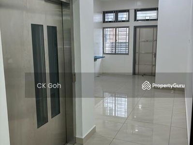 Sungai Ara 3 Storey Terrace Commercial Use House Bayan Lepas, Malaysia Sungai Ara 3 Storey Terrace Commercial Use House Bayan Lepas, Malaysia