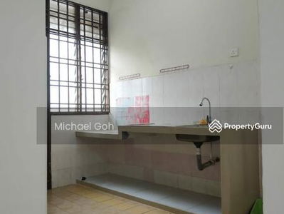 Jalan Indah 5 @Bukit Indah, Malaysia Jalan Indah 5 @Bukit Indah, Malaysia