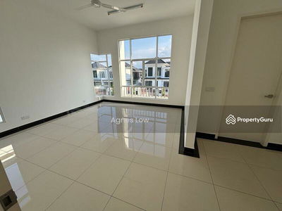 Setia Tropika, Malaysia Setia Tropika, Malaysia