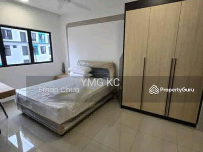 Huni D' @ Eco Ardence, Malaysia Huni D' @ Eco Ardence, Malaysia