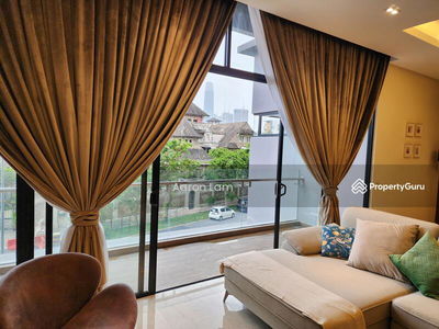 18 Madge, Malaysia 18 Madge, Malaysia