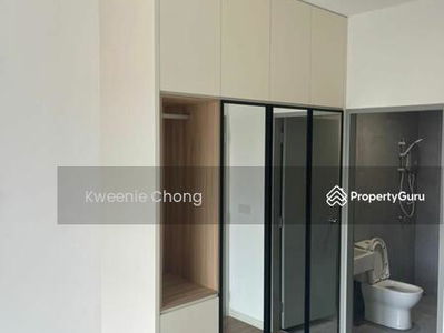 M Vertica, Malaysia M Vertica, Malaysia