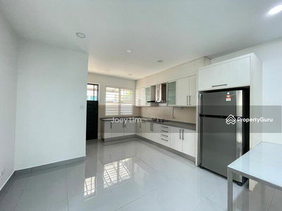 >>Good Condition<<Anggun 1, Malaysia >>Good Condition<<Anggun 1, Malaysia