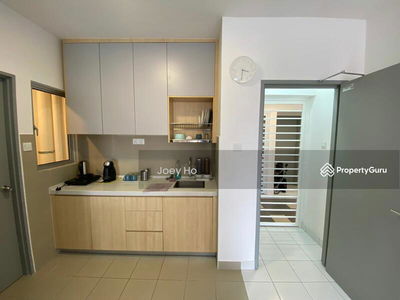 Kiara Kasih, Malaysia Kiara Kasih, Malaysia