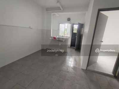 Kulai Bandar Putra Jalan Cendana Townhouse Brand New, Malaysia Kulai Bandar Putra Jalan Cendana Townhouse Brand New, Malaysia