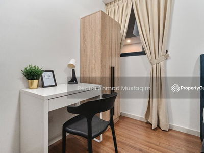 M Vertica, Malaysia M Vertica, Malaysia