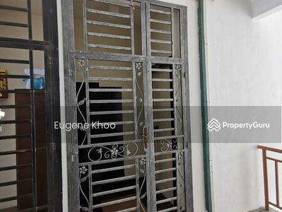 Pangsapuri Sri Mas (Desa Tebrau), Malaysia Pangsapuri Sri Mas (Desa Tebrau), Malaysia