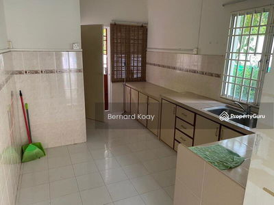 2 Storey terrace corner at Persiaran Keliap 2, Malaysia 2 Storey terrace corner at Persiaran Keliap 2, Malaysia