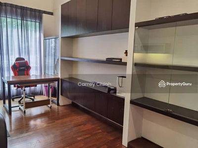 Lake Edge, Malaysia Lake Edge, Malaysia