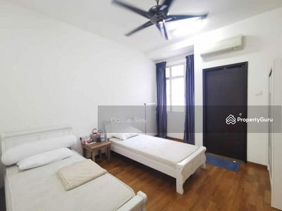 Molek Molek Molek, Malaysia Molek Molek Molek, Malaysia