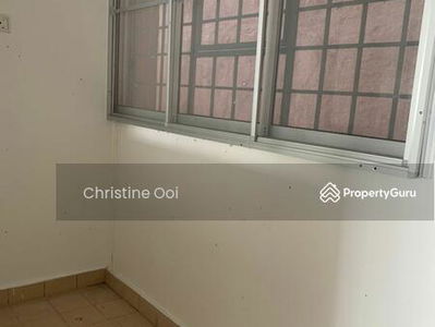 Pertiwi Indah, Malaysia Pertiwi Indah, Malaysia