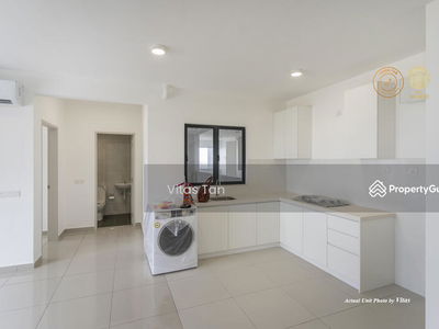 Huni D' @ Eco Ardence, Malaysia Huni D' @ Eco Ardence, Malaysia