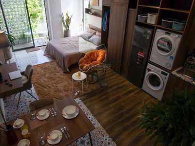 Gehäuse In Nha Be, Vietnam Gehäuse In Nha Be, Vietnam