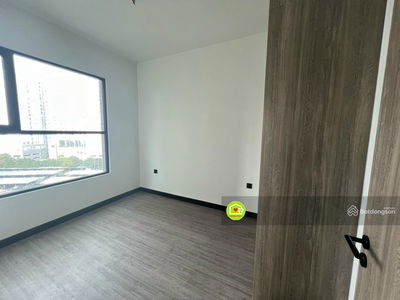 De La Sol, Vietnam  De La Sol, Vietnam