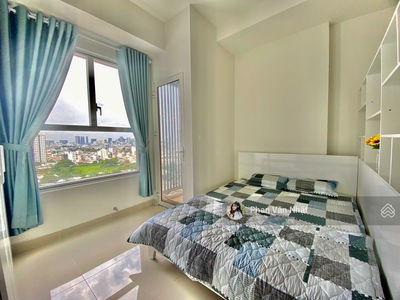 Sunrise City, Vietnam Sunrise City, Vietnam