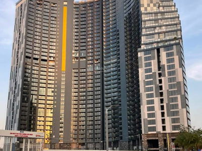 Sunshine Diamond River, Vietnam Sunshine Diamond River, Vietnam