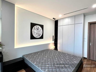 Central Field Trung Kính, Vietnam Central Field Trung Kính, Vietnam