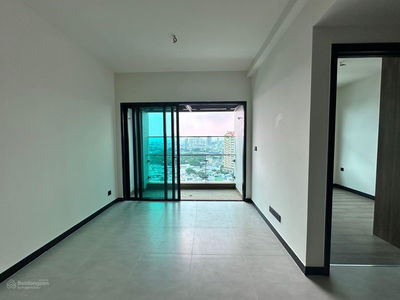 De La Sol, Vietnam De La Sol, Vietnam