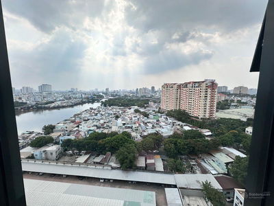 De La Sol, Vietnam  De La Sol, Vietnam