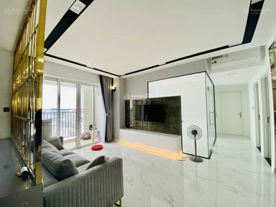 Sunrise City, Vietnam Sunrise City, Vietnam