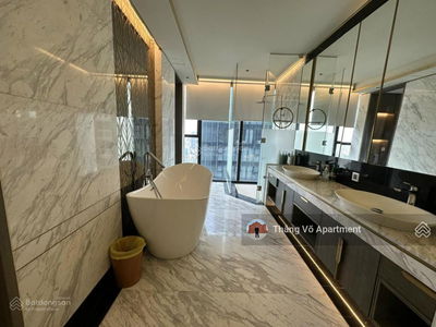 Vinhomes Golden River Ba Son, Vietnam Vinhomes Golden River Ba Son, Vietnam