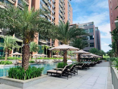 The River Thu Thiem, Vietnam  The River Thu Thiem, Vietnam