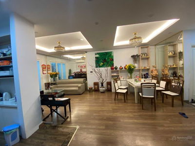 Riverside Garden, Vietnam Riverside Garden, Vietnam