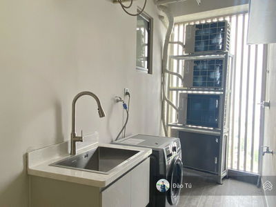 The Peak, Vietnam The Peak, Vietnam