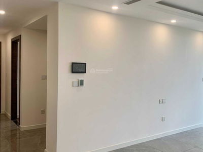 Sunshine Diamond River, Vietnam Sunshine Diamond River, Vietnam