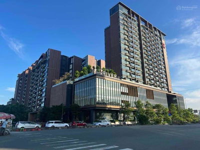 The River Thu Thiem, Vietnam  The River Thu Thiem, Vietnam