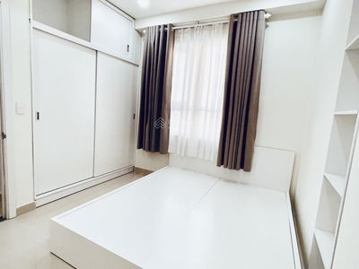 Topaz Elite, Vietnam Topaz Elite, Vietnam