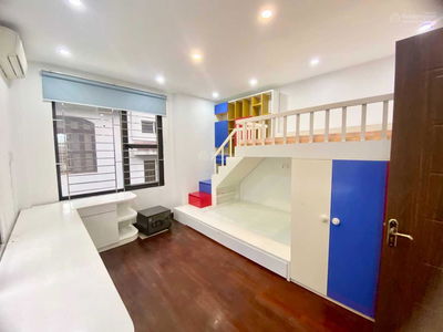 Gehäuse In Hanoi, Vietnam Gehäuse In Hanoi, Vietnam