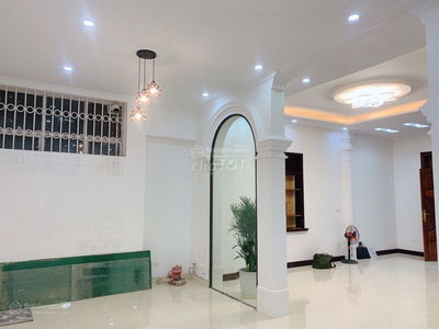 Gehäuse In Hanoi, Vietnam Gehäuse In Hanoi, Vietnam