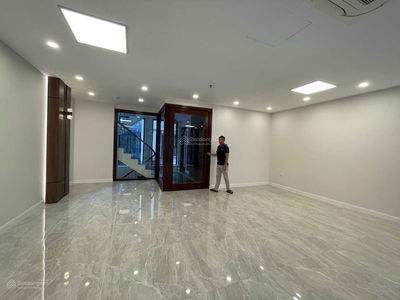 Gehäuse In Hanoi, Vietnam Gehäuse In Hanoi, Vietnam