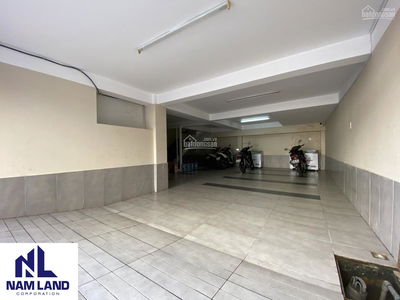 Gehäuse In Nha Be, Vietnam Gehäuse In Nha Be, Vietnam