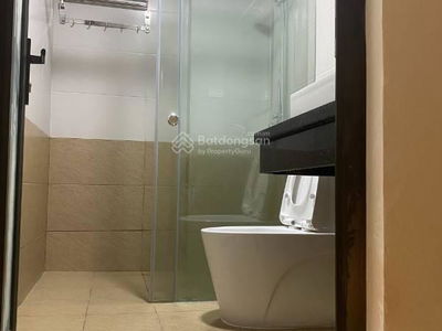 Gehäuse In Hanoi, Vietnam Gehäuse In Hanoi, Vietnam