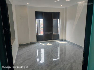 Gehäuse In Hanoi, Vietnam Gehäuse In Hanoi, Vietnam